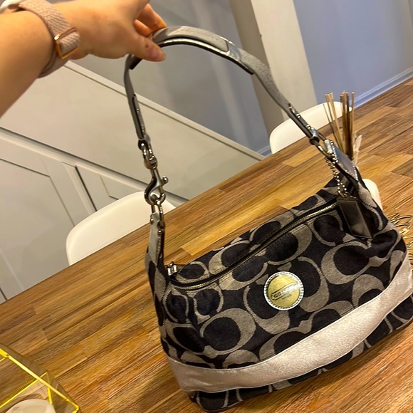 Vintage Coach Purse - Picture 3 of 8